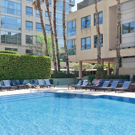 Pavots - 3 Bedrooms, Pool And Gym In Poblenou شقة